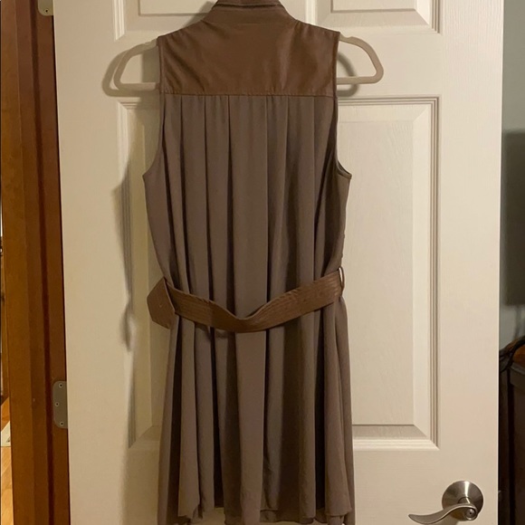 Leather/chiffon motto tank - Picture 4 of 4